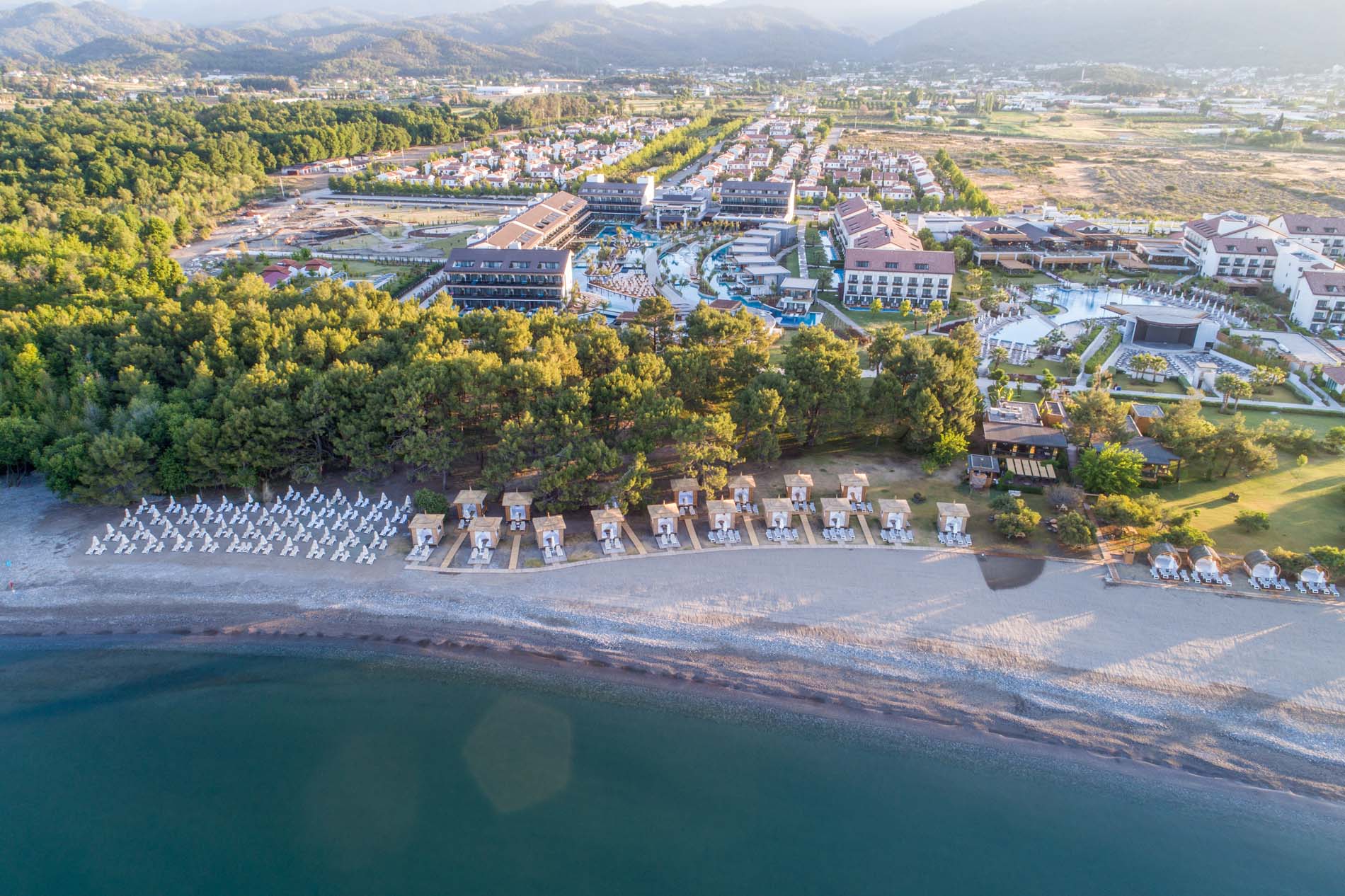 Akra sorgun blue sensatori отзывы. Туи Резиденс Сенсатори. The Residence at TUI Sensatori Barut Fethiye. Айгестан Резиденс. Sultan аквапарк Фетхие.